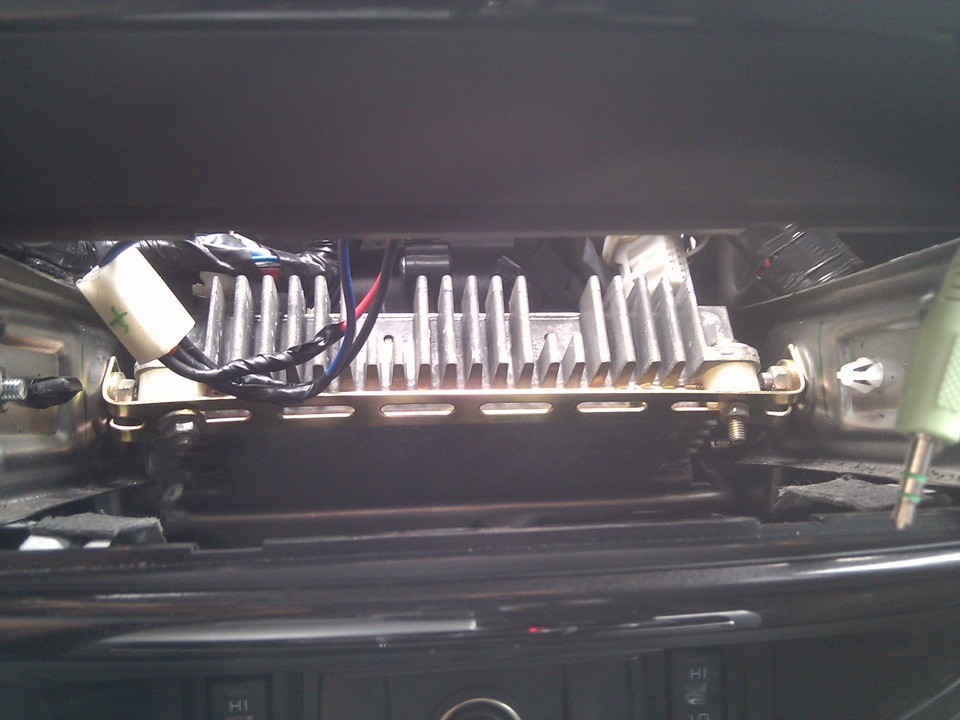 Імплантація Car PC. Частина 2. Музика… 1