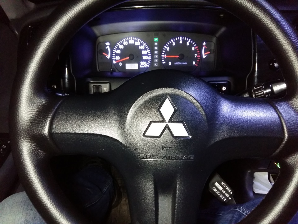 Руль на Pajero від Lancer 9 1