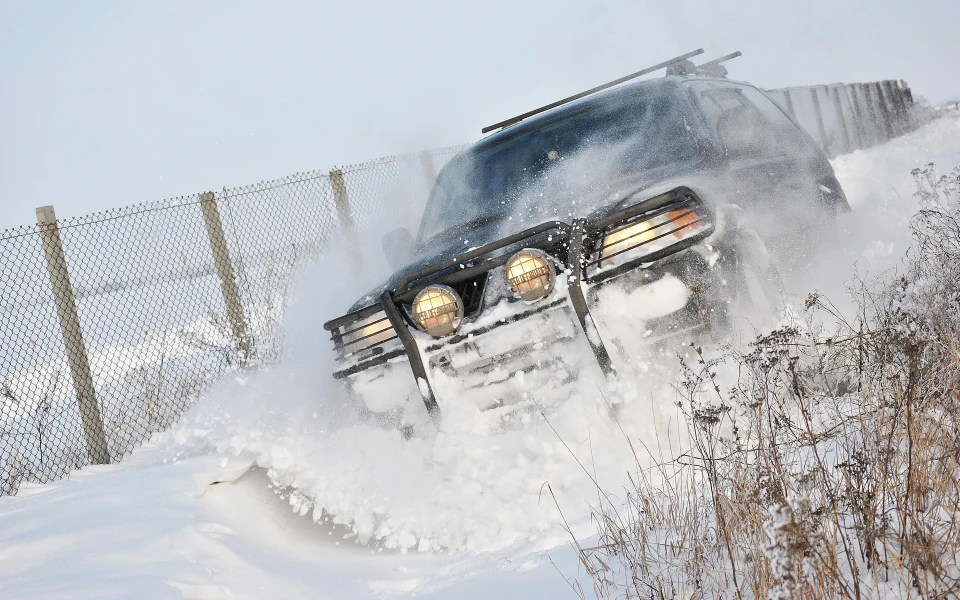 L200 & Pajero Sport & LC Prado 120 - TEST Deep Snow