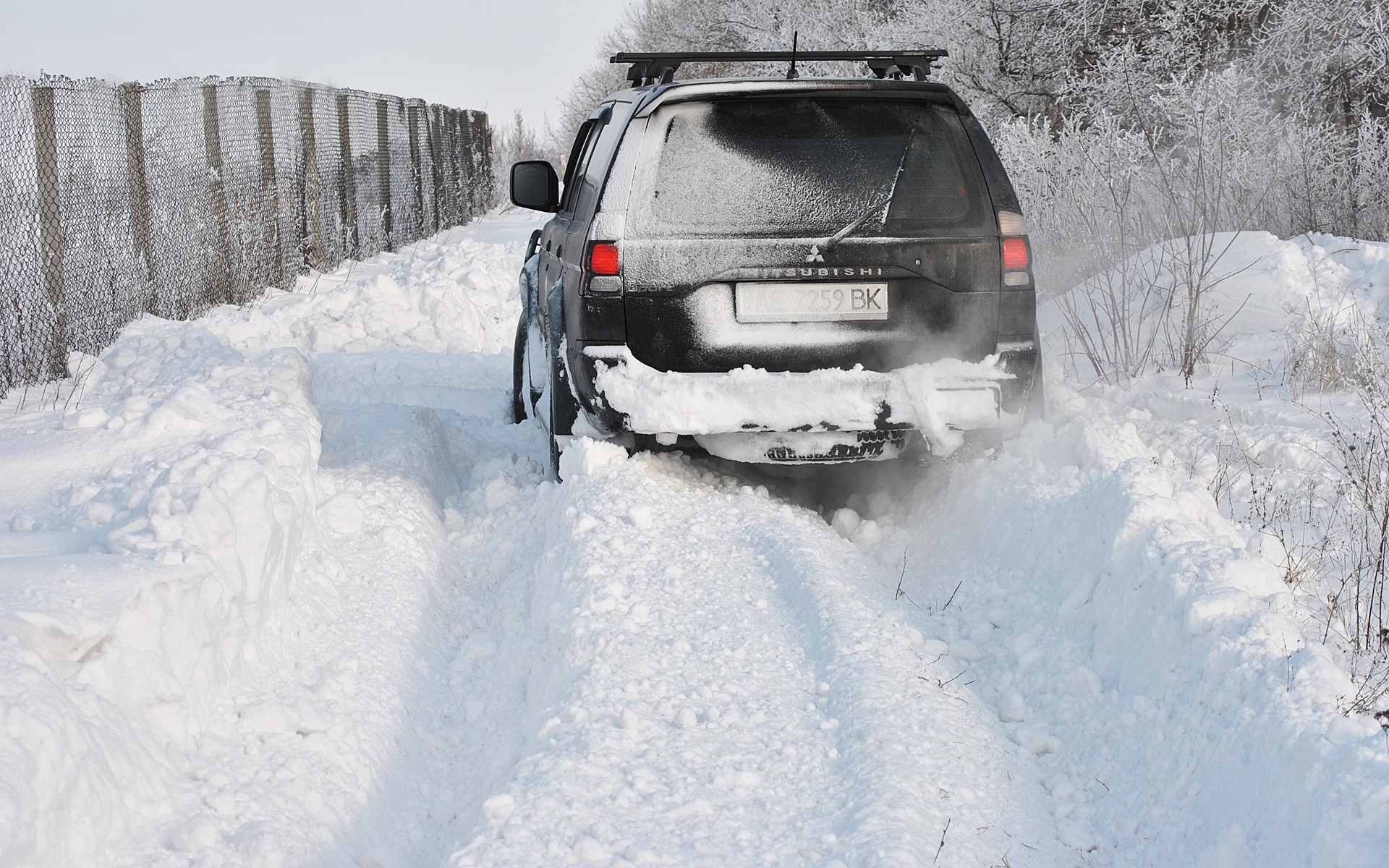 L200 & Pajero Sport & LC Prado 120 - TEST Deep Snow 4