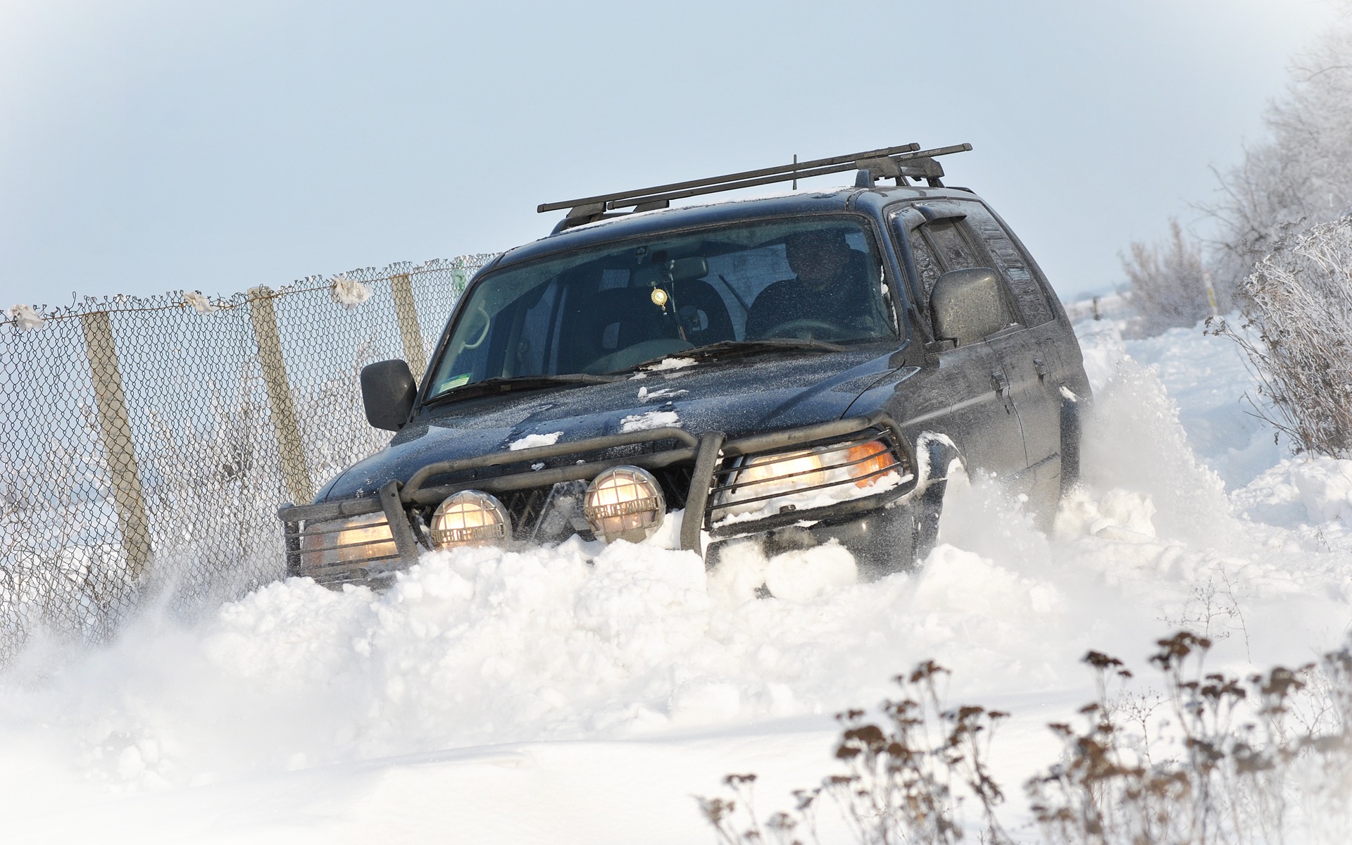 L200 & Pajero Sport & LC Prado 120 - TEST Deep Snow 3