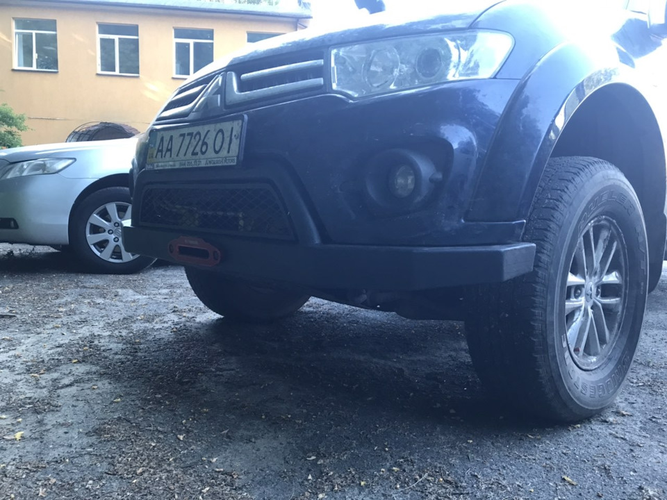 Лебідка в позаштатний бампер 1