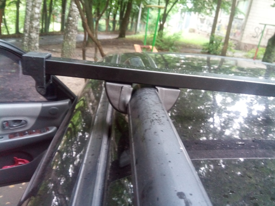 Багажник на рейлінги 4