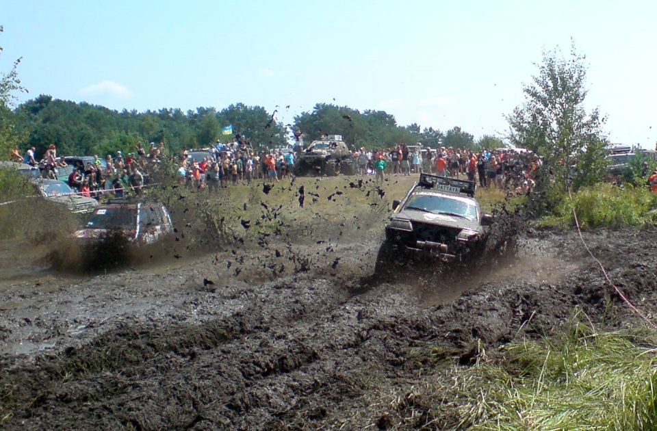 Фотонарізка 10. Mitsubishi Pajero Sport Pattaya Offroad Free Fest 2013 2