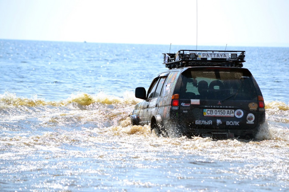 Фотонарізка 10. Mitsubishi Pajero Sport Pattaya Offroad Free Fest 2013 4