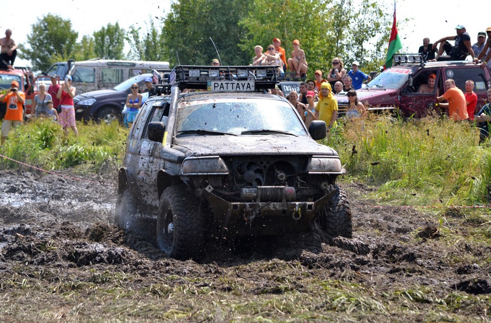 Фотонарізка оффроад 13. Mitsubishi Pajero Sport Pattaya 4