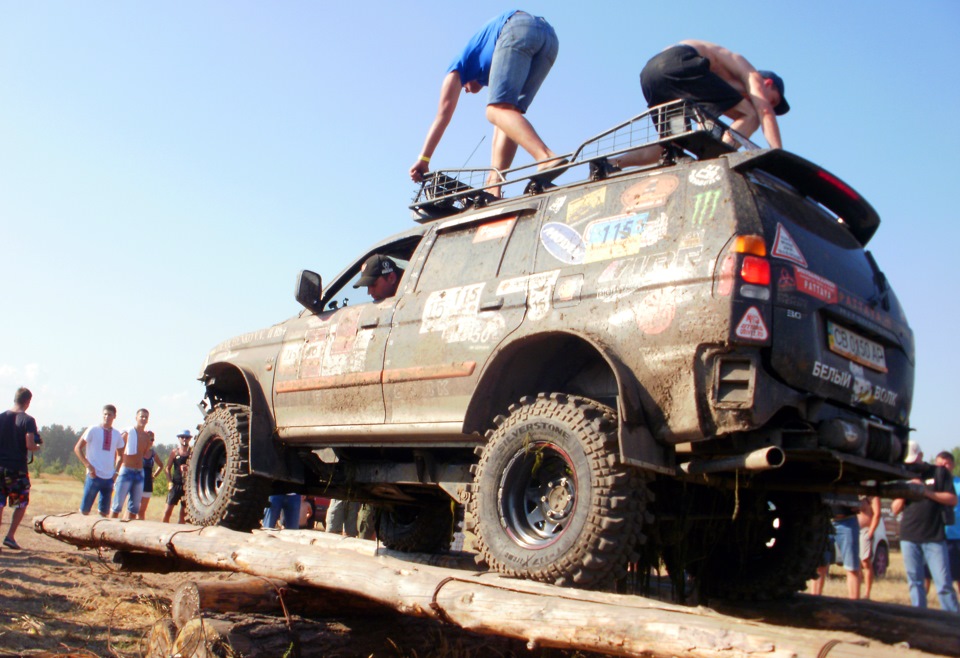 Фотонарізка оффроад 14. Mitsubishi Pajero Sport Pattaya Offroad Free Fest 2014 4