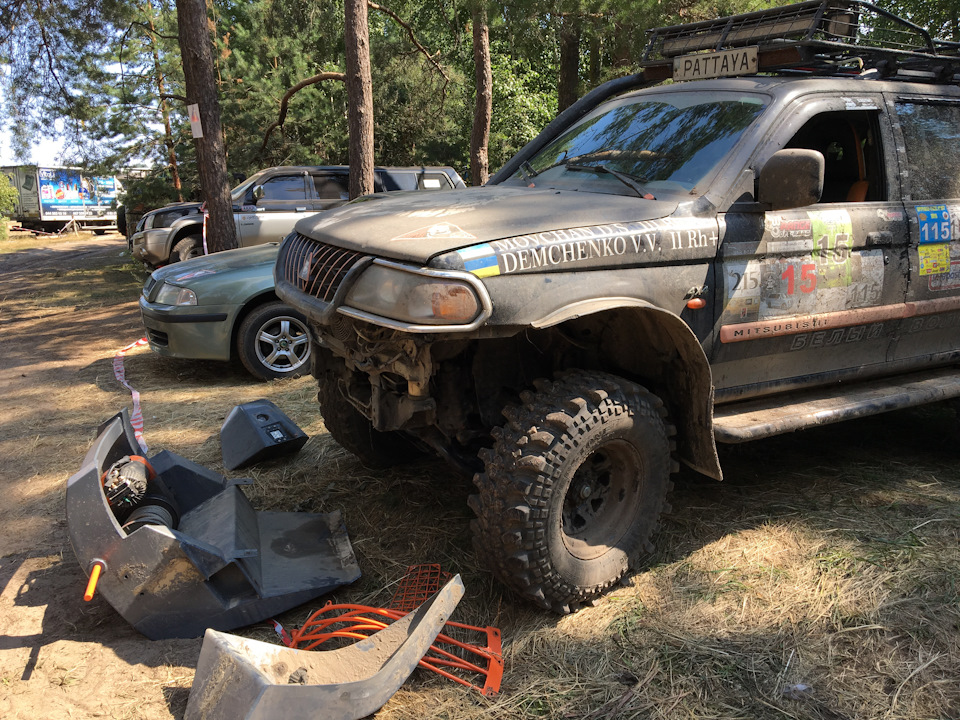 Фотонарізка оффроад 20. Mitsubishi Pajero Sport Pattaya Offroad Free Fest 2016 5