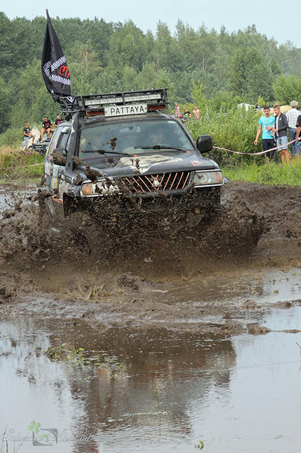Фотонарізка оффроад 20. Mitsubishi Pajero Sport Pattaya Offroad Free Fest 2016 3