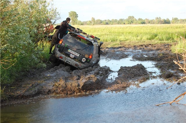Фотонарізка оффроад 3. Mitsubishi Pajero Sport Pattaya 2