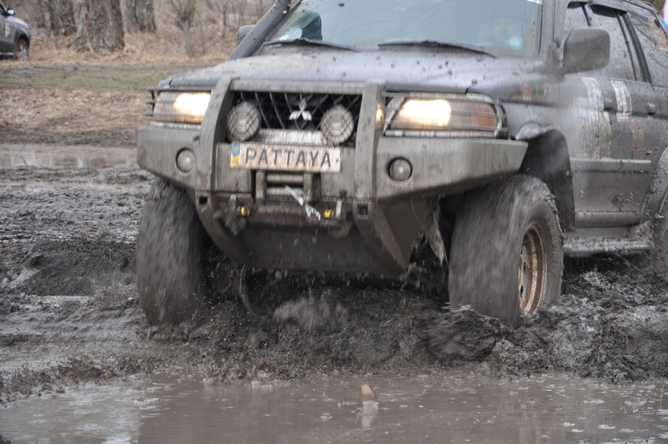 Фотонарізка оффроад 5. Mitsubishi Pajero Sport Pattaya 3