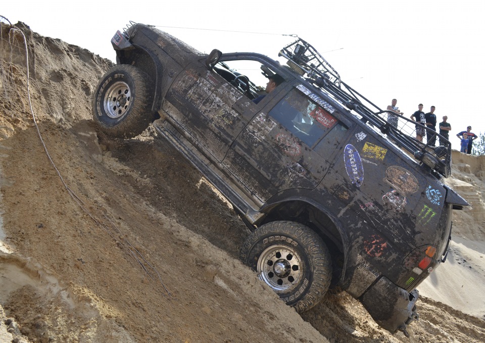 Фотонарізка оффроад 6. Mitsubishi Pajero Sport Pattaya 2