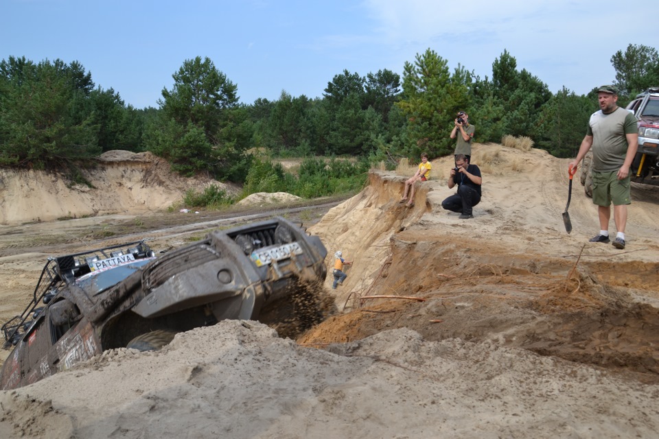 Фотонарізка оффроад 7. Mitsubishi Pajero Sport Pattaya 2