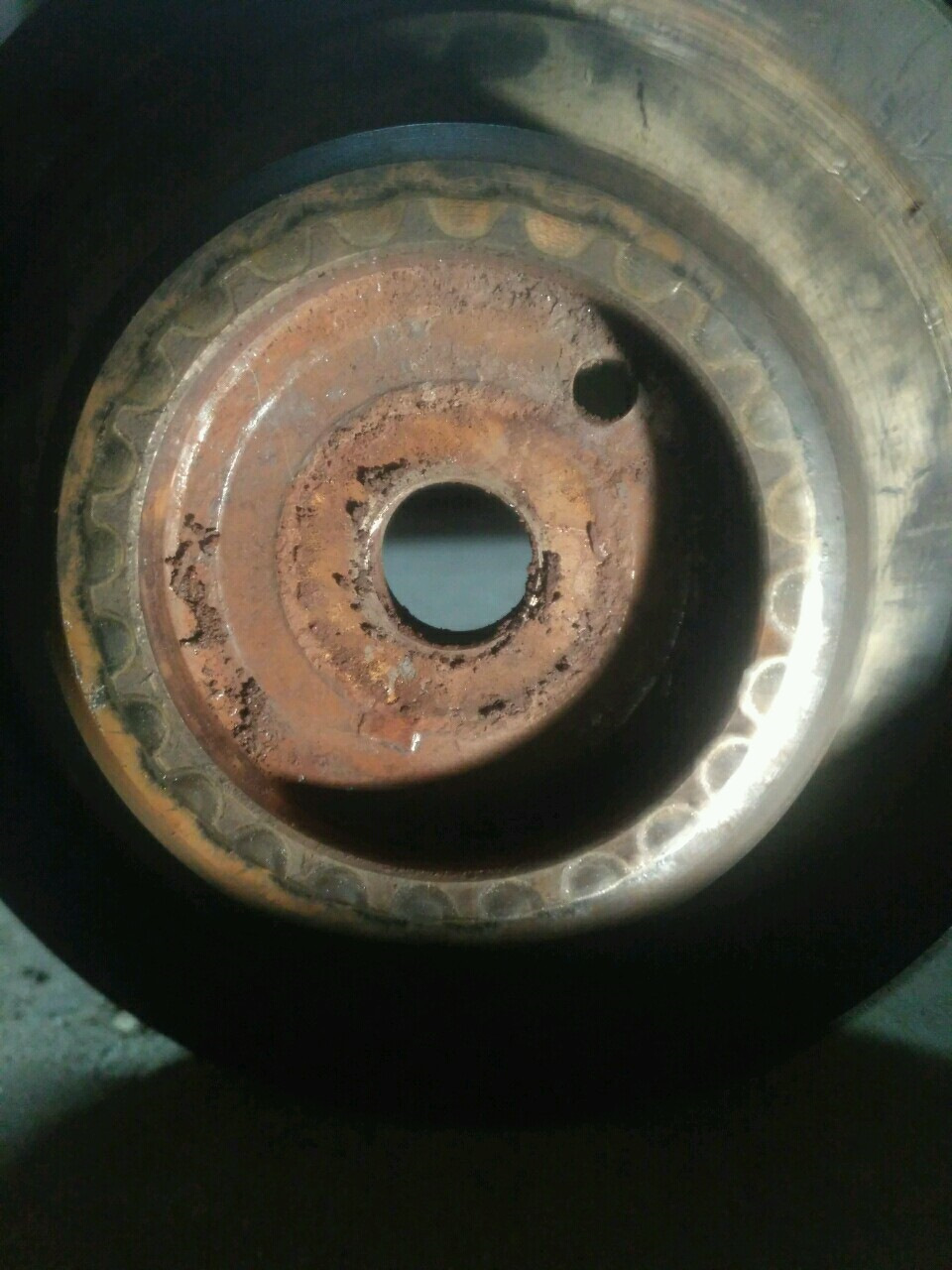 зняття шківа коліна, зламав штифт 3