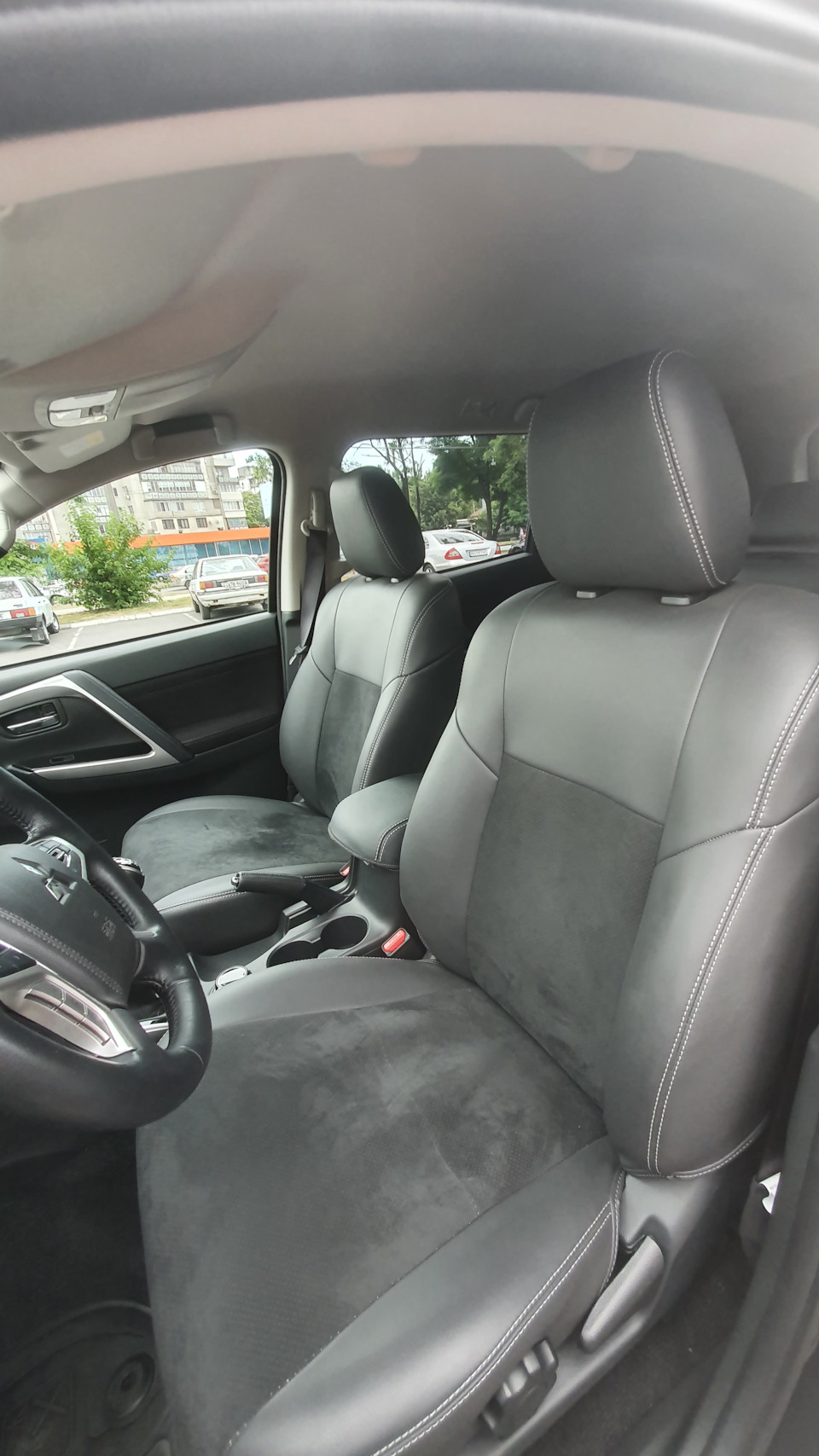 Перешивка салону Pajero Sport і всякі дрібні ніштяки) 2