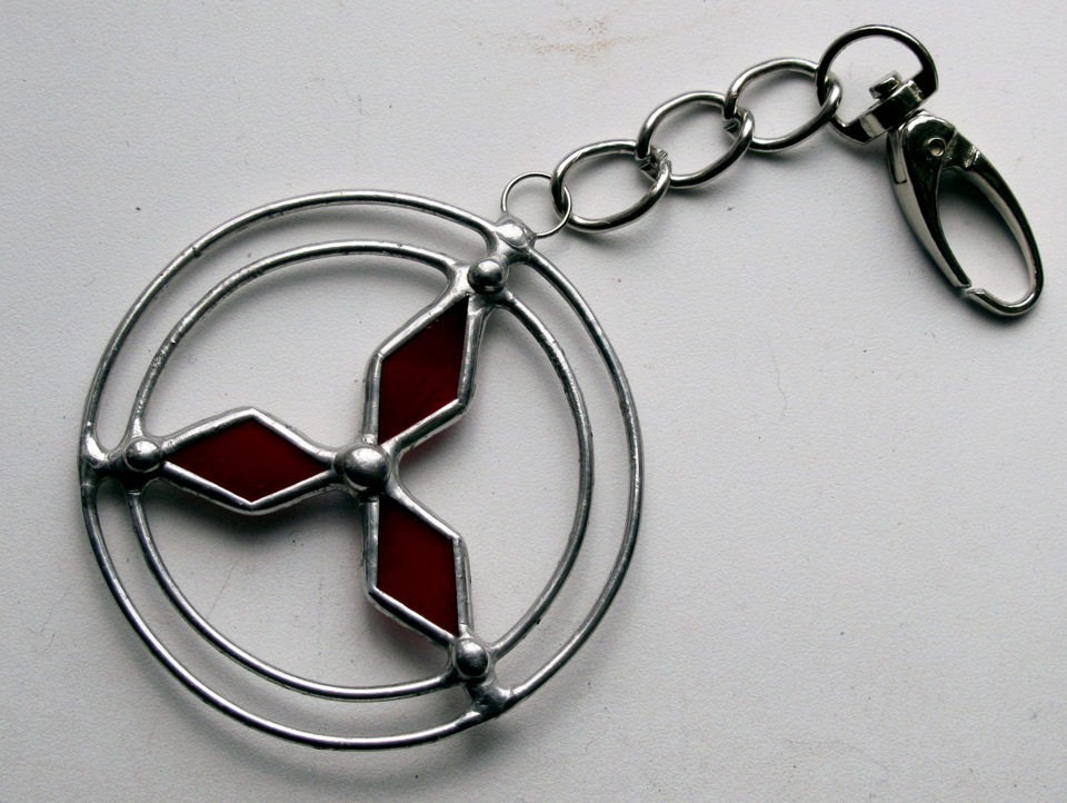 Mitsubishi у вітражі (значок) ... просто так ))) ... і модний тизер (шо за слово?) 2