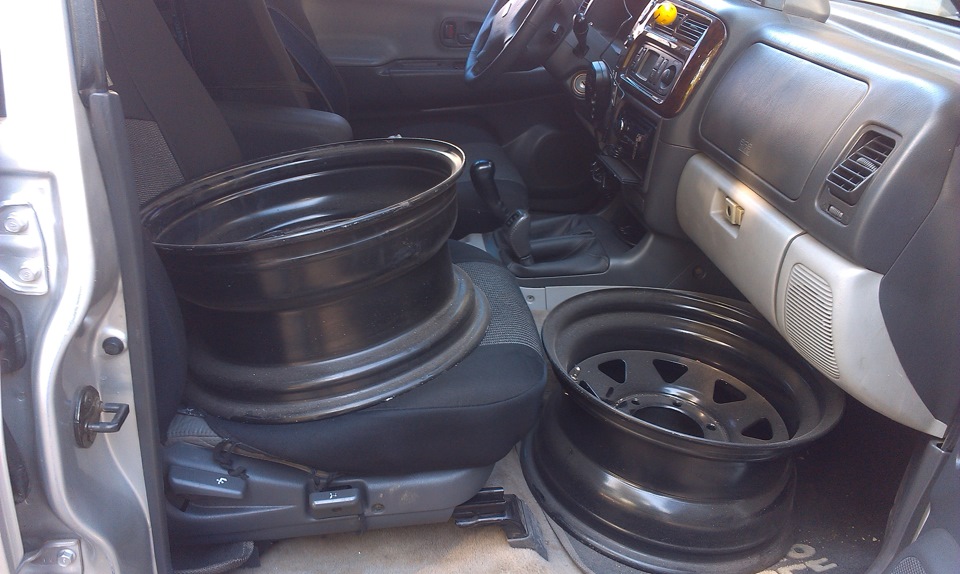Зимова гума Nokian Hakkapeliitta LT2 285/75 R16 (мрії здійснюються) 1