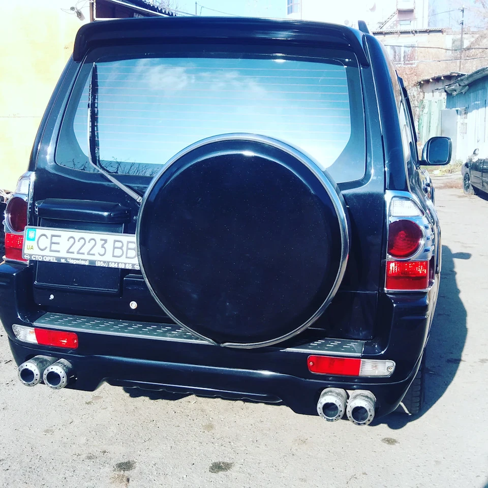 Пофарбувалися