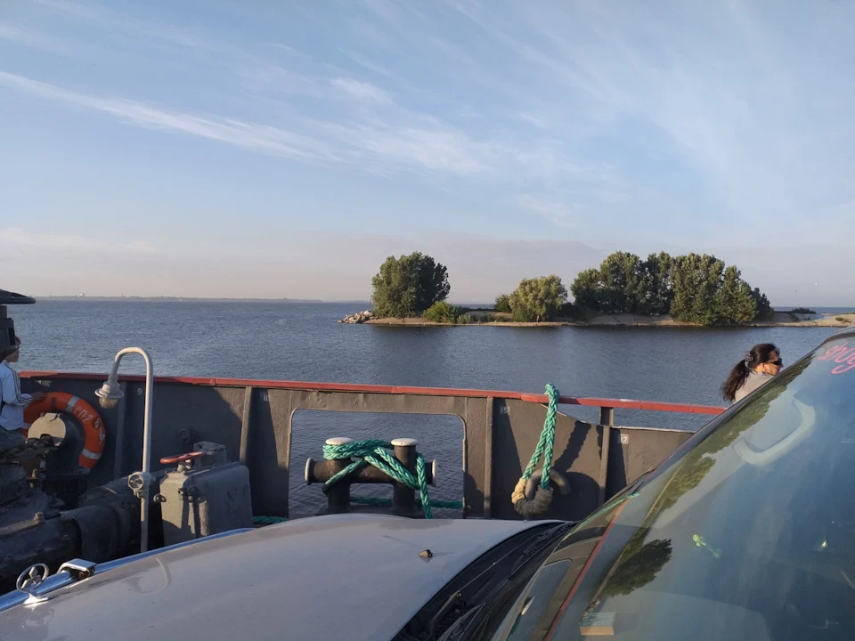 Море