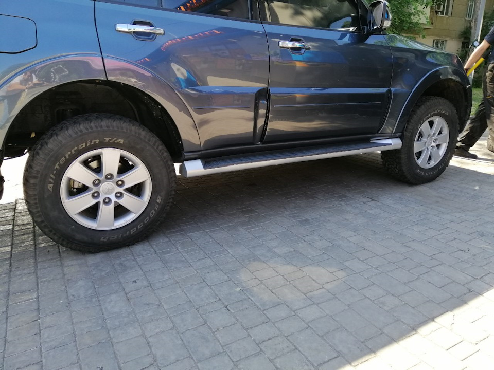 BFGOODRICH All Terrain T/A KO 2