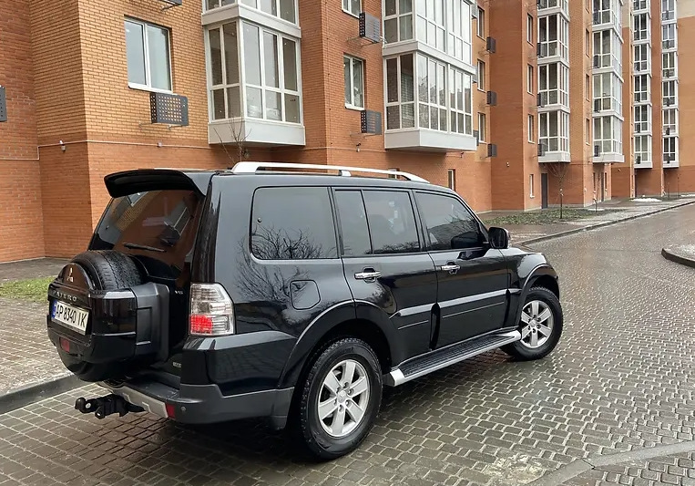 У продажу Mitsubishi Pajero Wagon 2008 3.0 араб 1