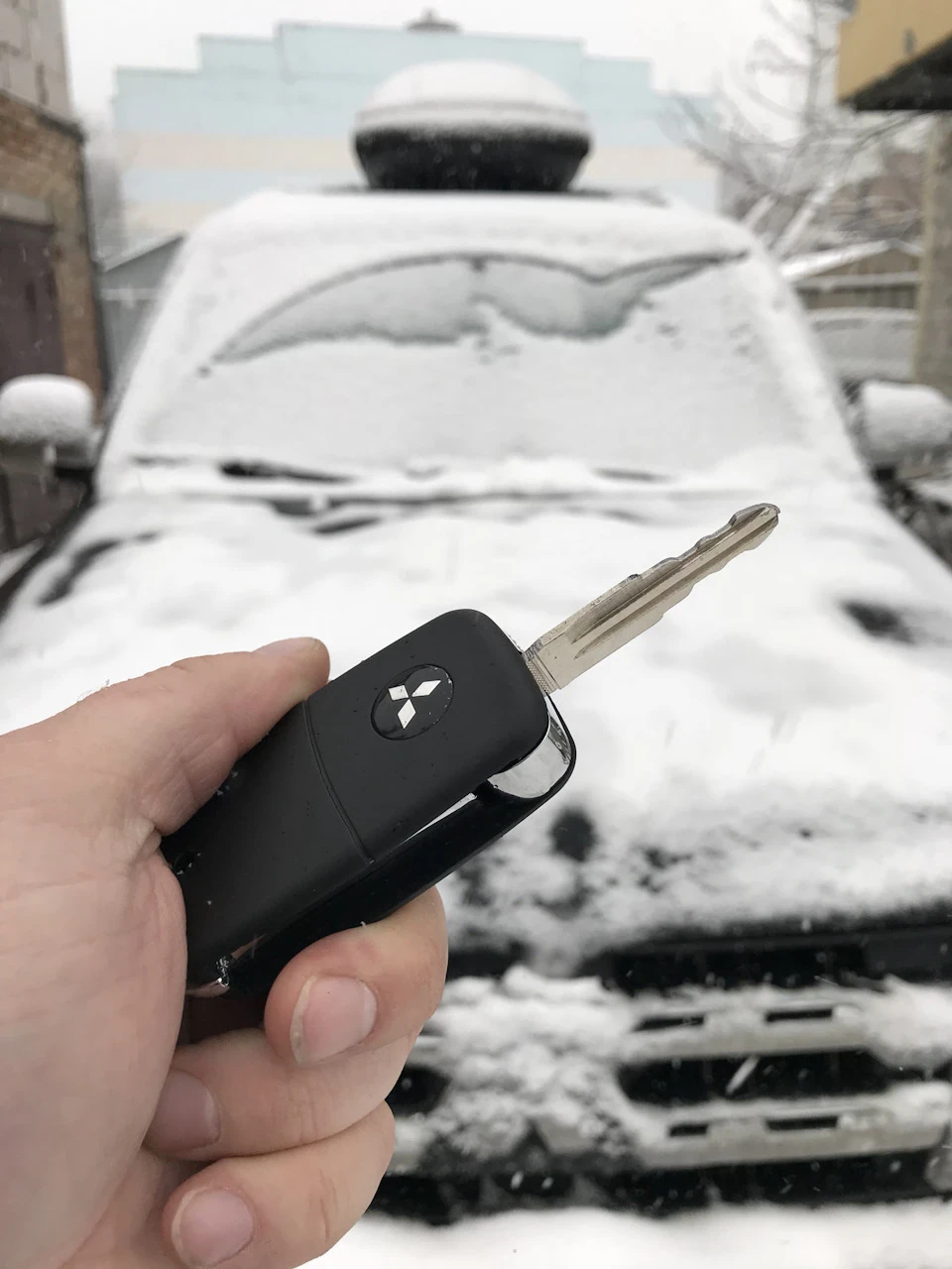 Викидний ключ для мого квадратика PAJERO 4