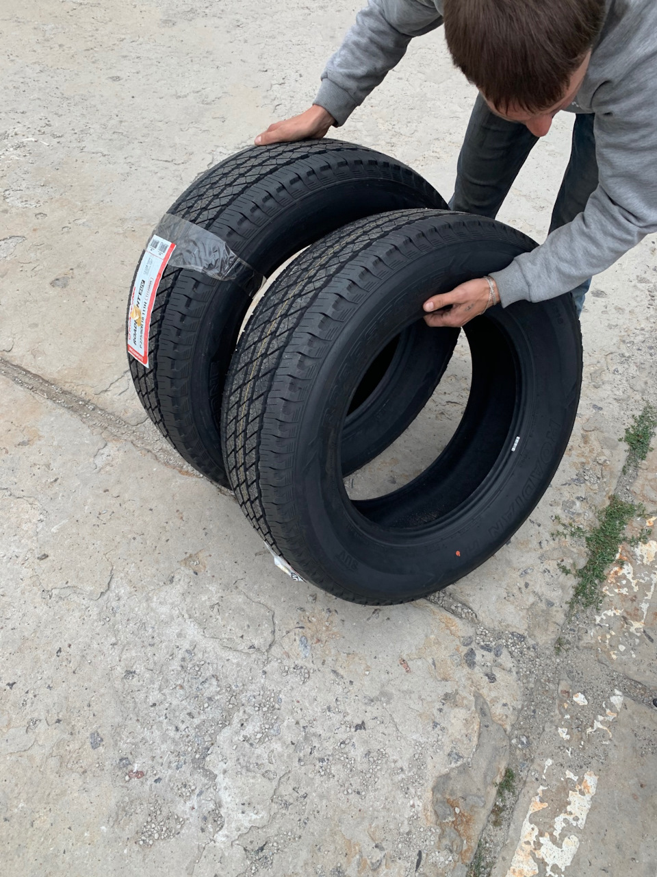 Покупка та встановлення шин та секретів. 3