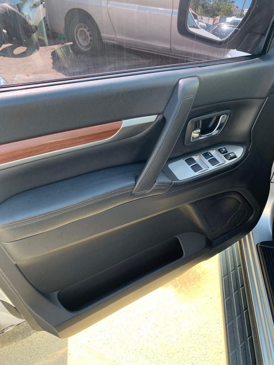Хімчистка Pajero 2