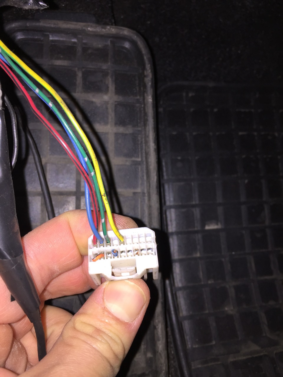 Aux in MPW4 2