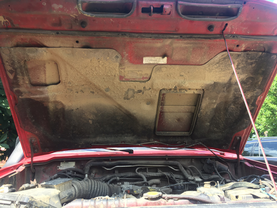 Мийка відсіку двигуна 4