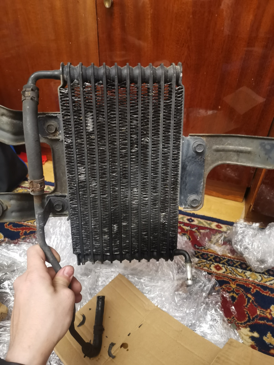 Радіатор акпп + дрібниці. (Дизель 4M41/V5AWF) 2