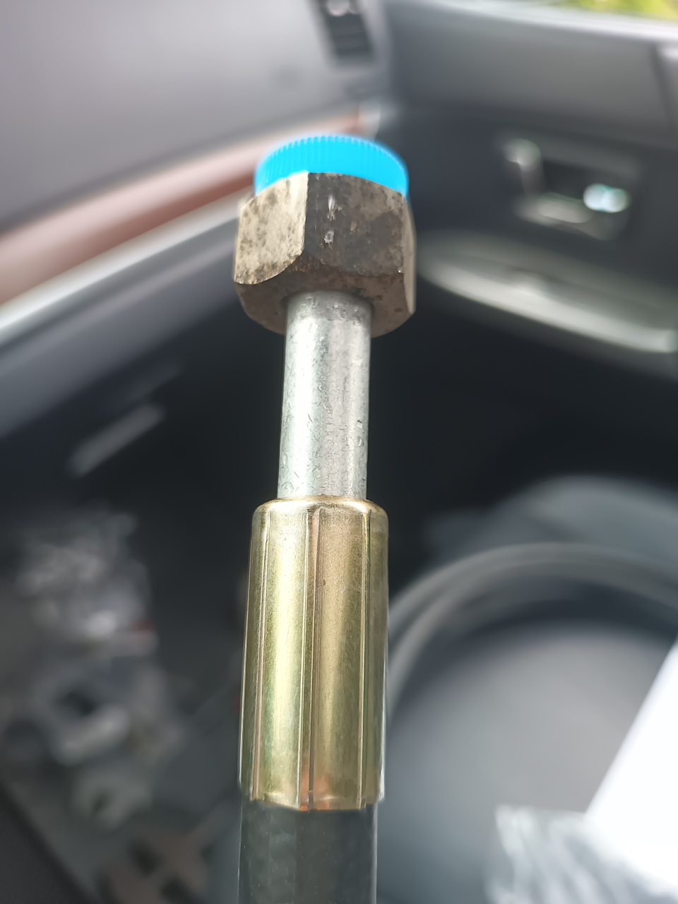 Ремонт заднього кондиціонера. Захист пічки. 5
