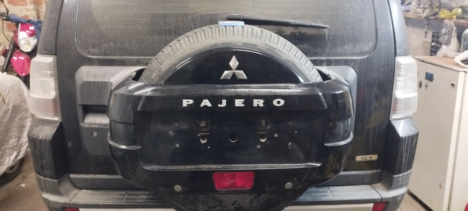 Нові Літери Pajero 1
