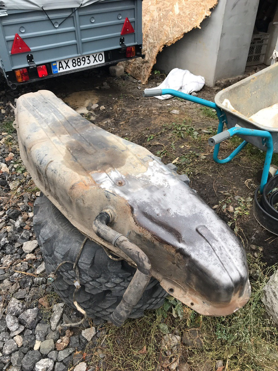 Відновлення бака та заміна заливної горловини 4