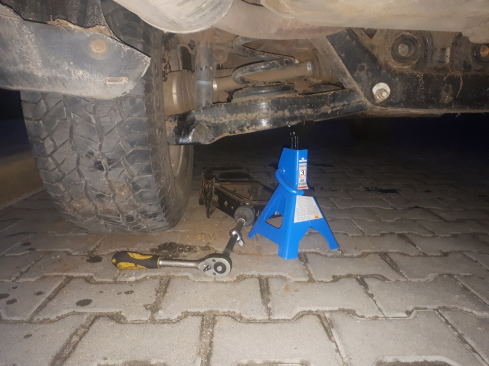 Перебір гальм на Pajero 4 6g72 3л 2