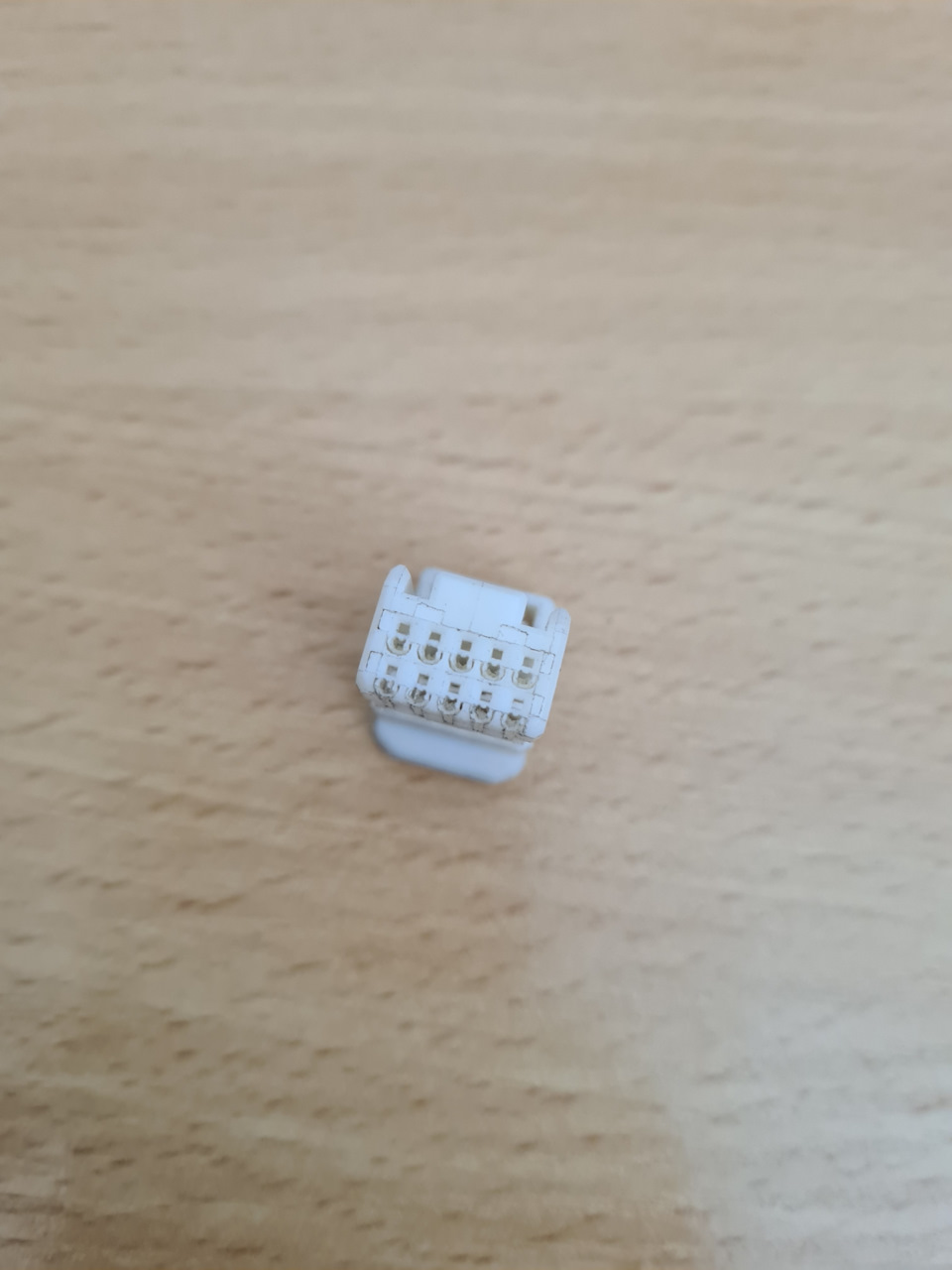 Роз'єм 10 pin на бічне дзеркало 2