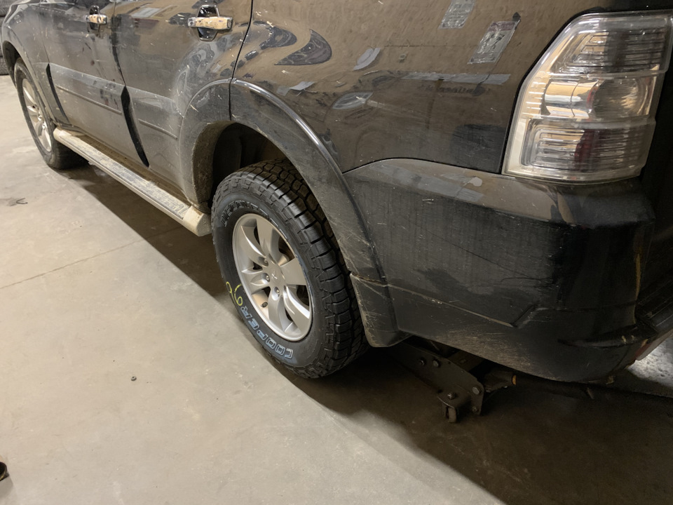 Cooper Discoverer AT3 4S 265x65R17 4