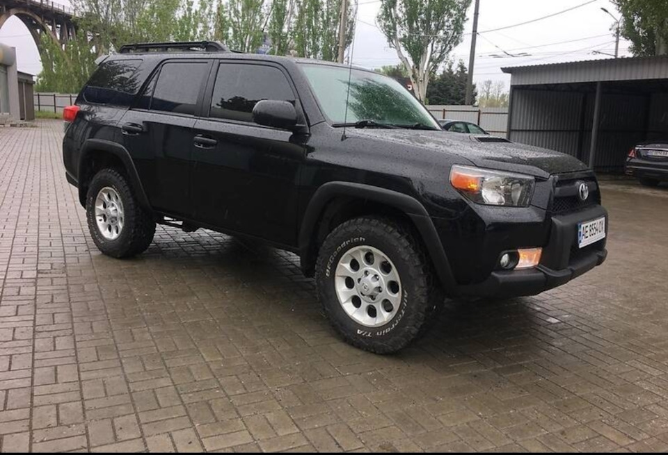 А чи є гідна заміна Mitsubishi Pajero 4th? 4