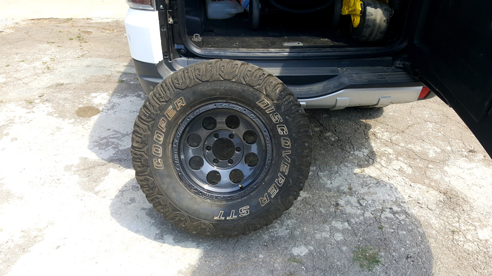 Потрібна шина Cooper Discoverer STT 285/75 R16 4
