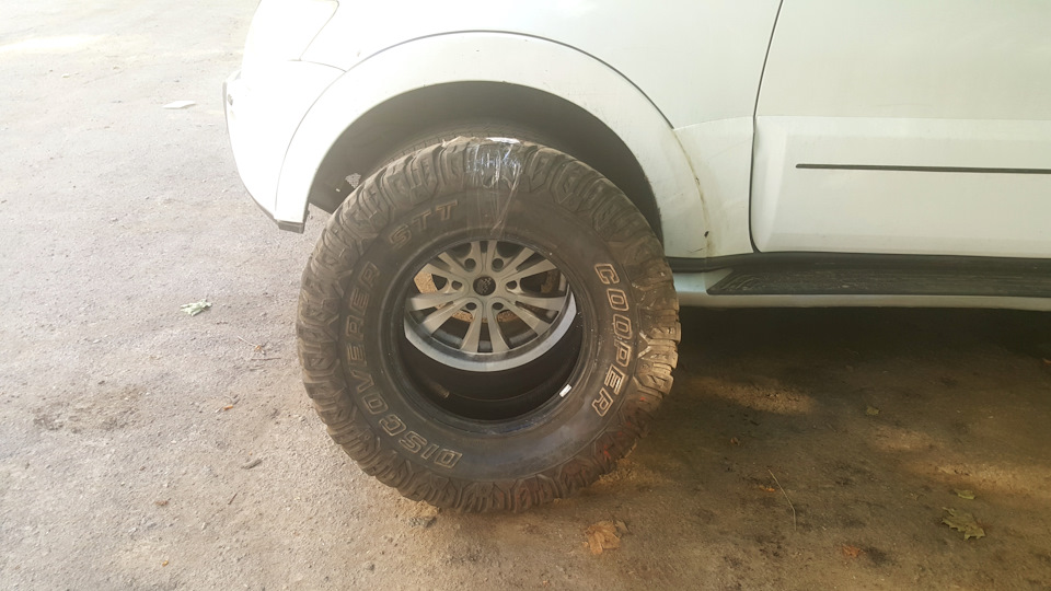 Потрібна шина Cooper Discoverer STT 285/75 R16 1