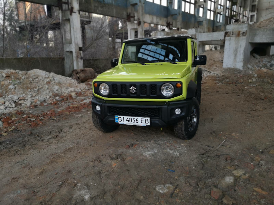 Mitsubishi Vs Suzuki 3