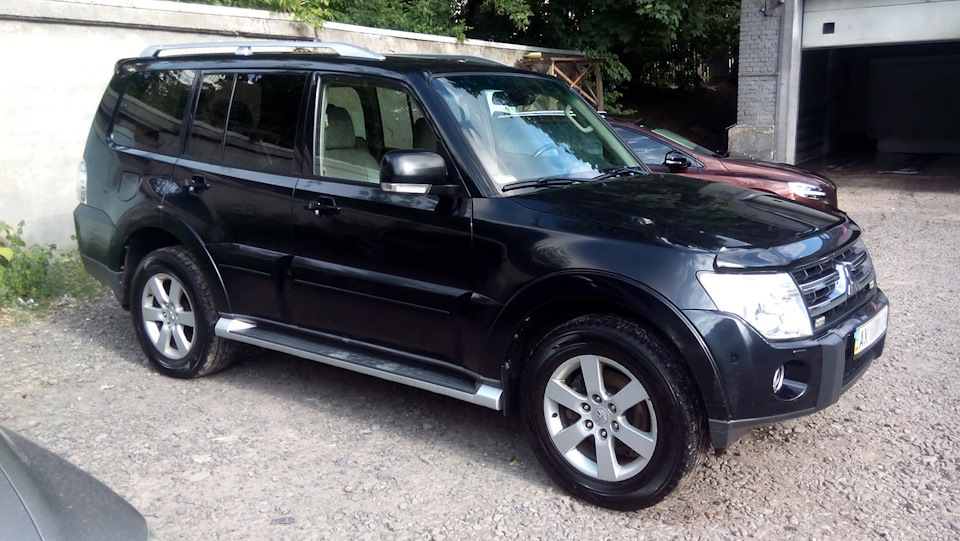Mitsubishi Pajero 4 3.2 DI-D AT - моя витрата дизеля в місті влітку. 2
