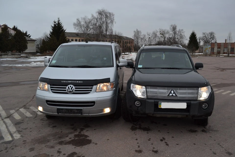 Mitsubishi Pajero Wagon \ Volkswagen Transporter
