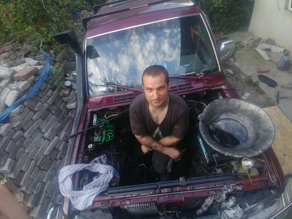 Ліпнуло коліно 2