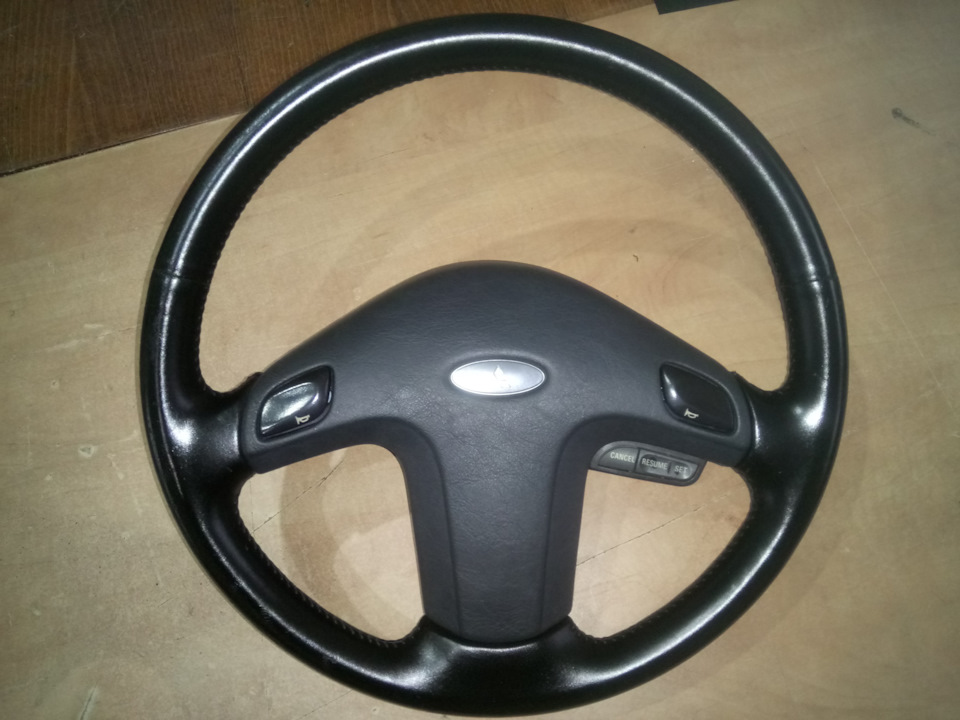 Руль Mitsubishi Sigma 1