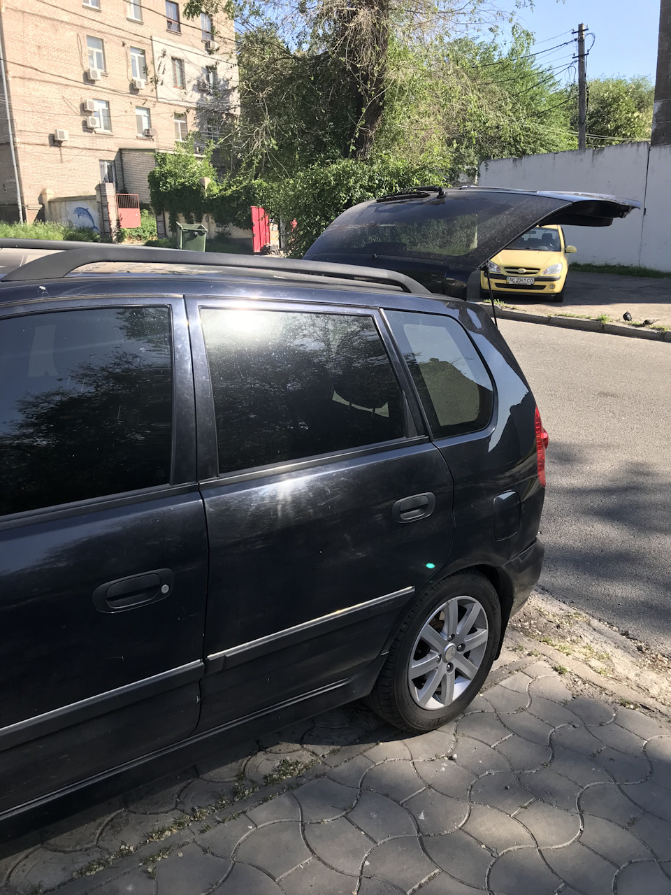 Заміна стійок багажника 3