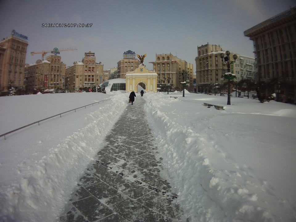 Київ. Весна? Її - не чув 3