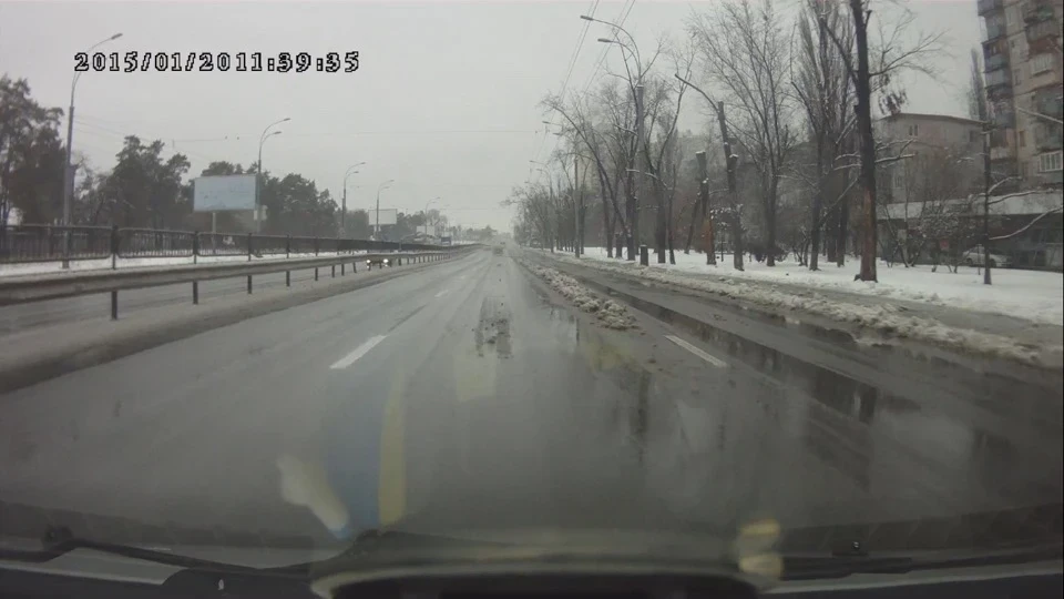 Сніг з доріг до безпеки?)