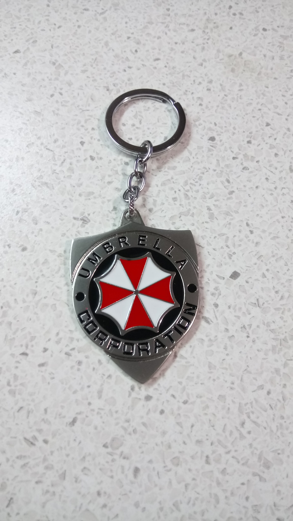 Посилання з Китаю або Umbrella Corporation 2 5
