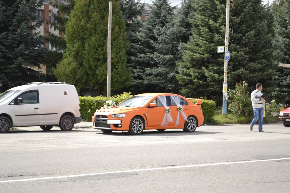 Днями друг одружився, я був за свідка) 1
